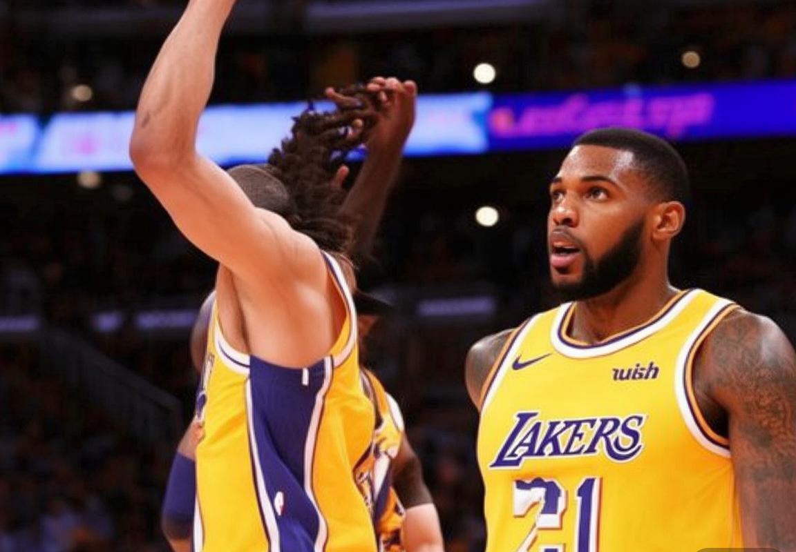 篮球赛事前瞻：NBA赛程焦点战解析，湖人vs尼克斯防守对决，勇士vs凯尔特人攻防较量